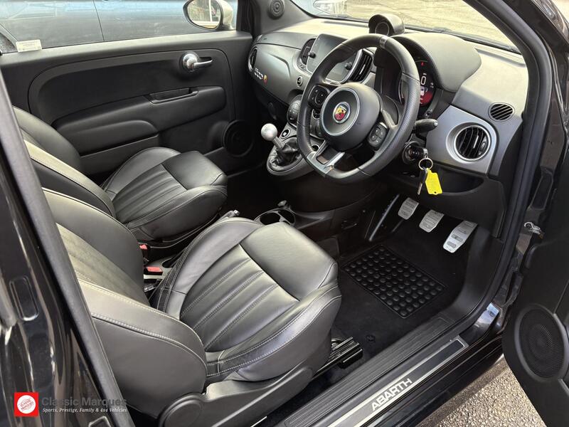 Abarth 595C view 2