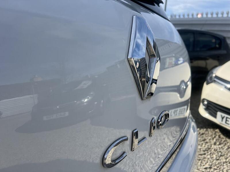Renault Clio view 7