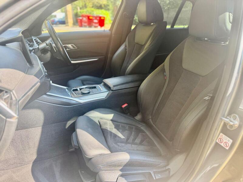 BMW 3 Series view 7