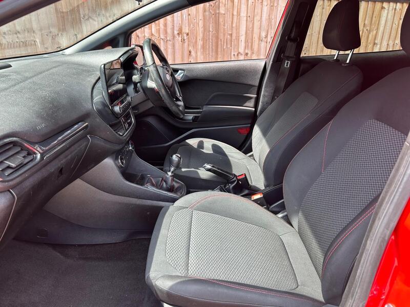 Ford Fiesta view 3