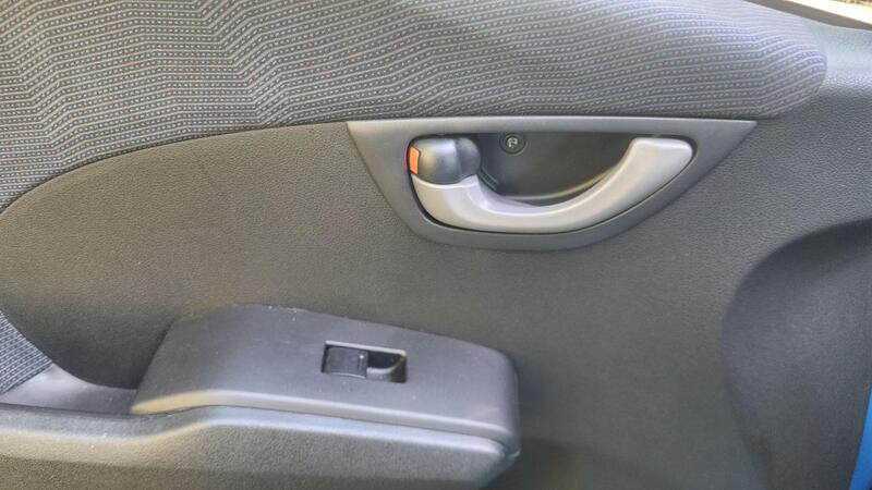 2010 Honda Jazz — photo 42