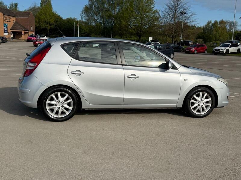 Hyundai I30 view 4