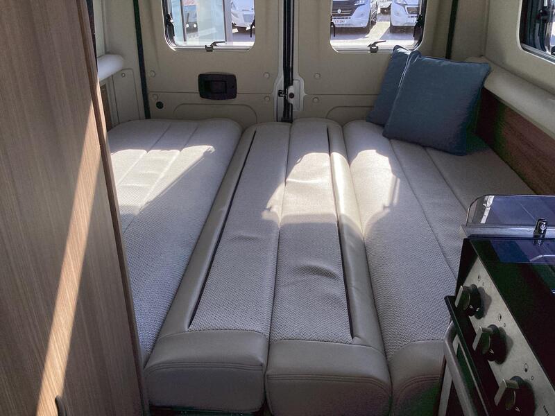 Auto-Trail V-Line 610 SE — image 20