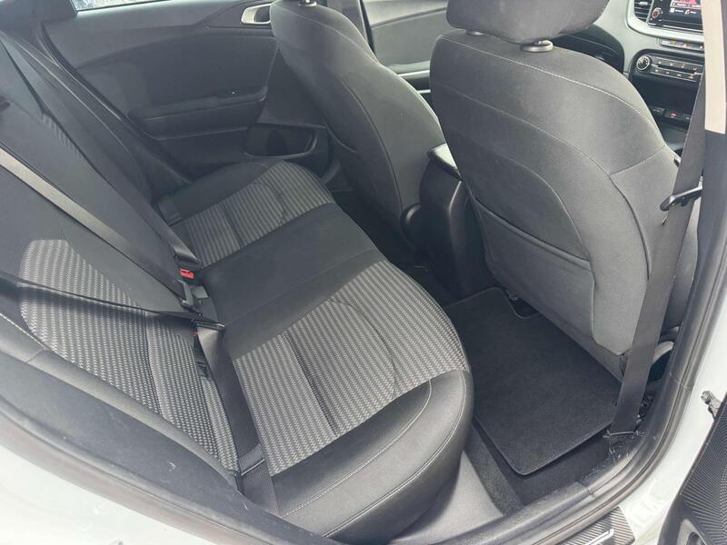 Kia Ceed view 7