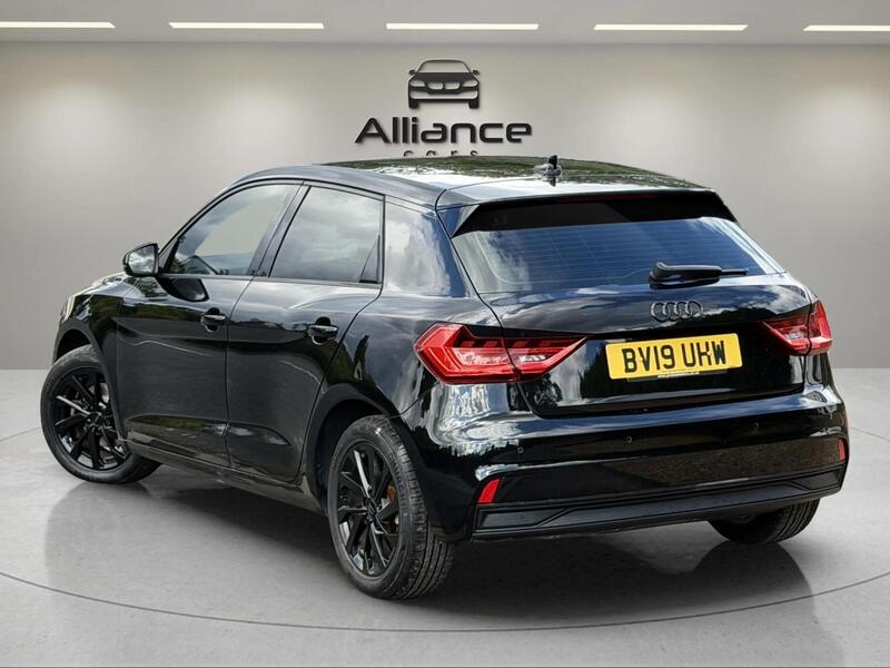 Audi A1 view 3