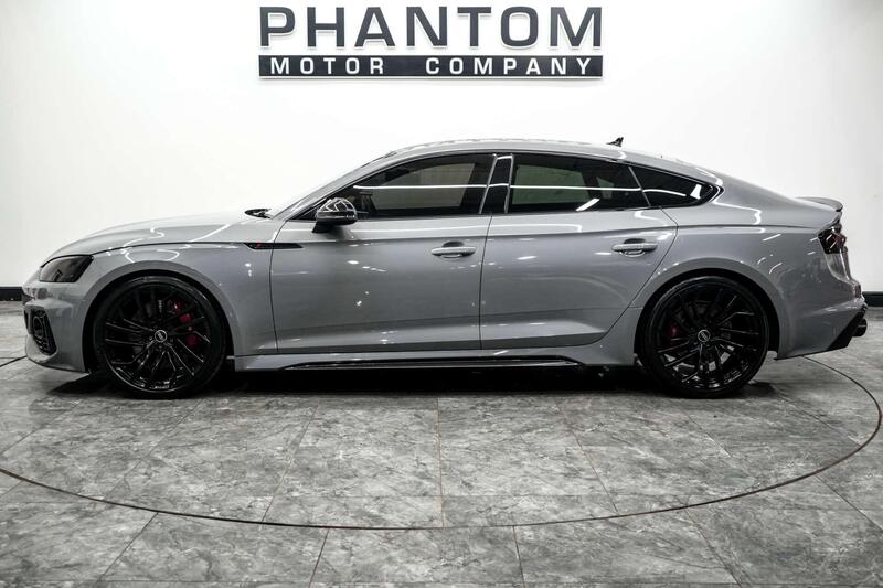 Audi Audi RS5 view 3