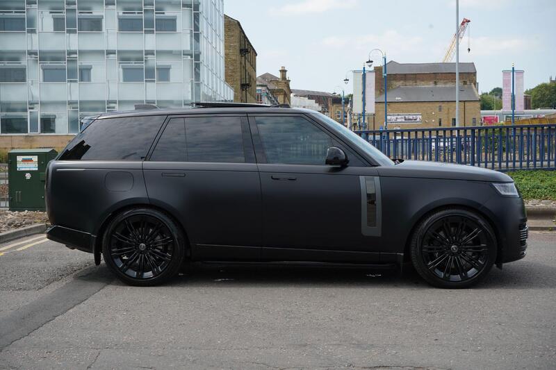 Land Rover Range Rover view 6
