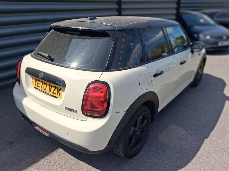 Mini Cooper view 7