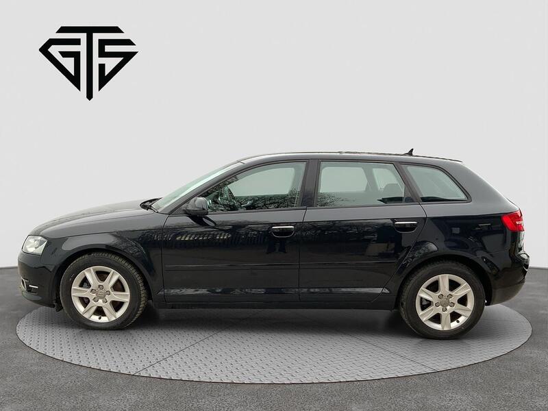 Audi A3 view 6