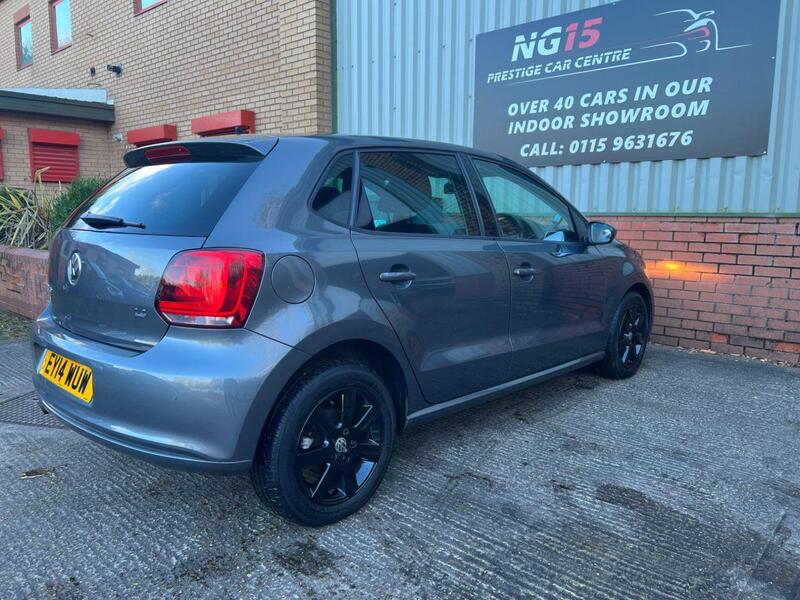 Volkswagen Polo view 4