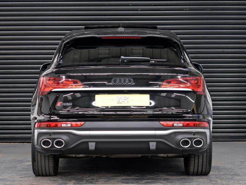 Audi SQ5 view 5
