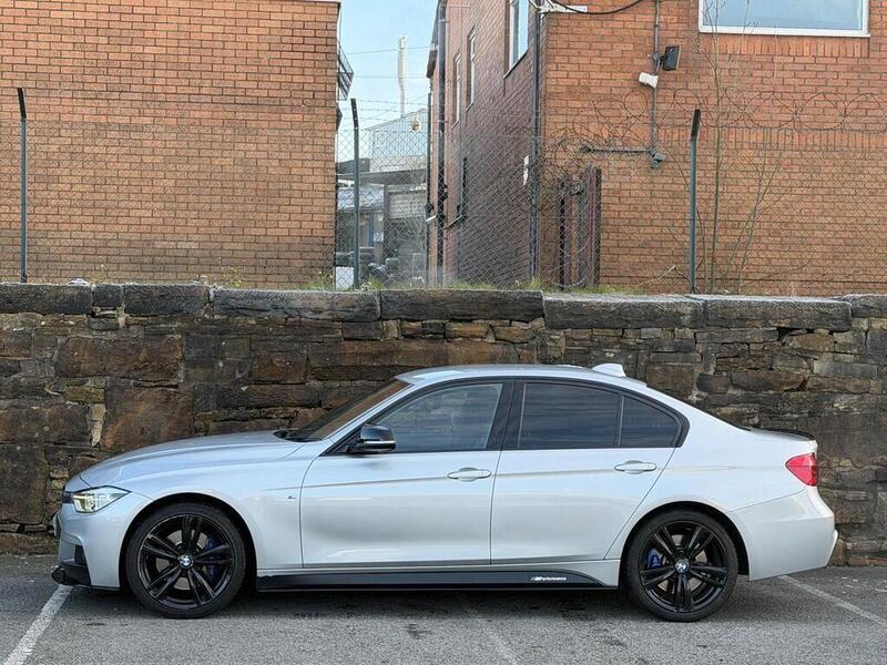 BMW 3 Series view 4