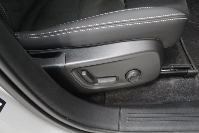 2023 Volvo XC40 in Silver — image 42 of 73