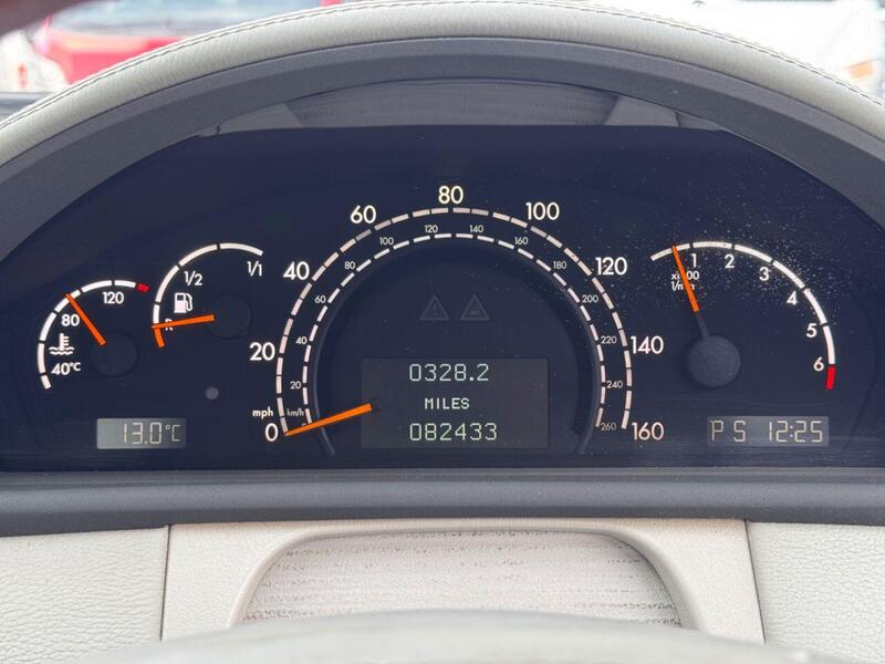 Mercedes-Benz CL view 9