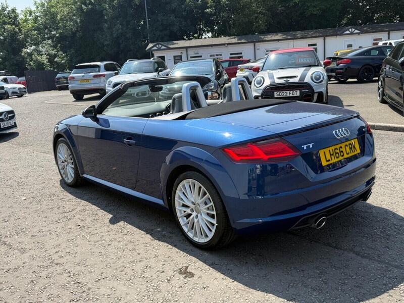 Audi Audi TT view 6