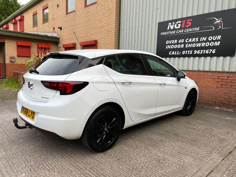 Vauxhall Astra view 7