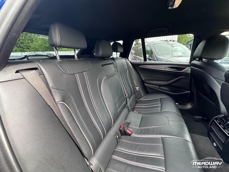 BMW 5 Series view 3