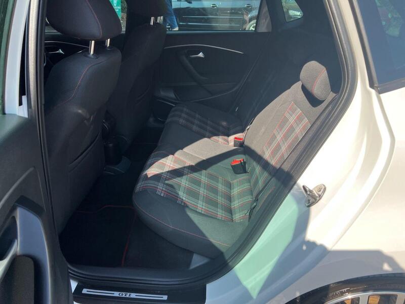 Volkswagen Polo view 13