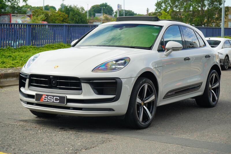 Porsche Macan view 7