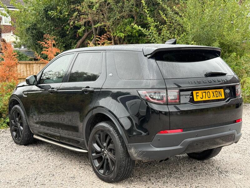 Land Rover Discovery Sport view 6
