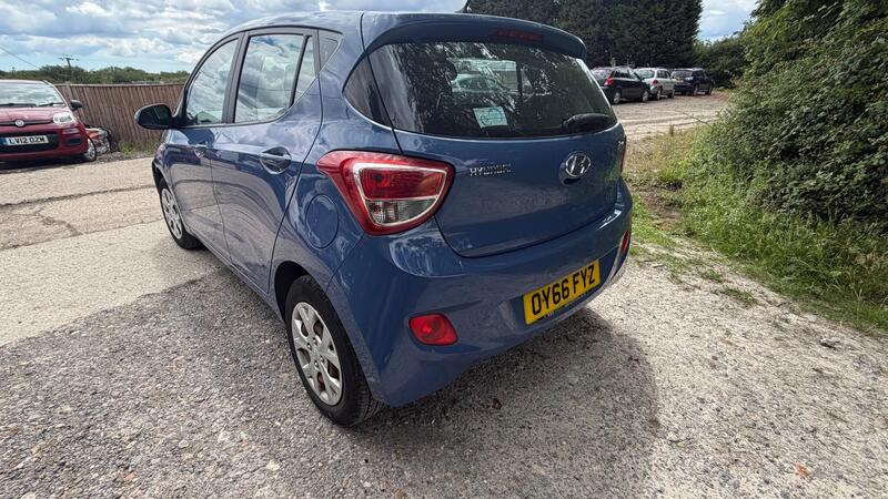 2016 Hyundai i10 — photo 4