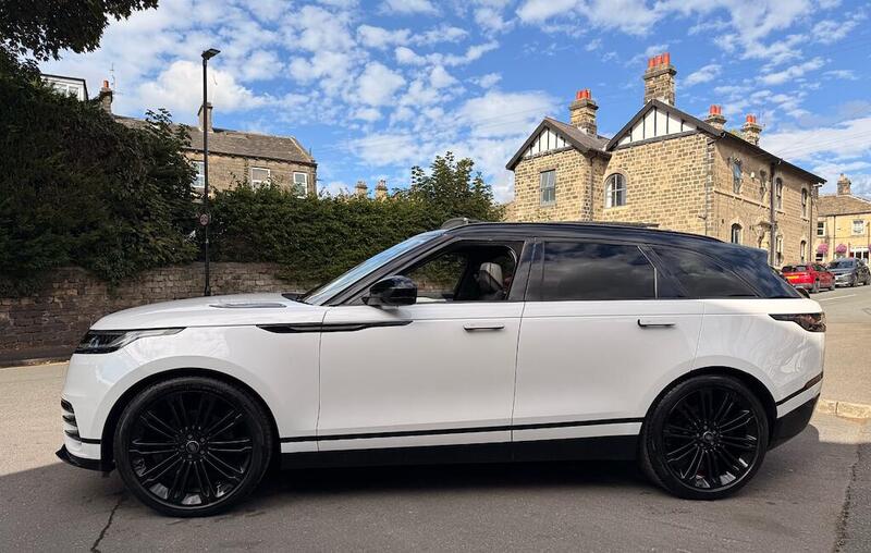 Land Rover Range Rover Velar view 6