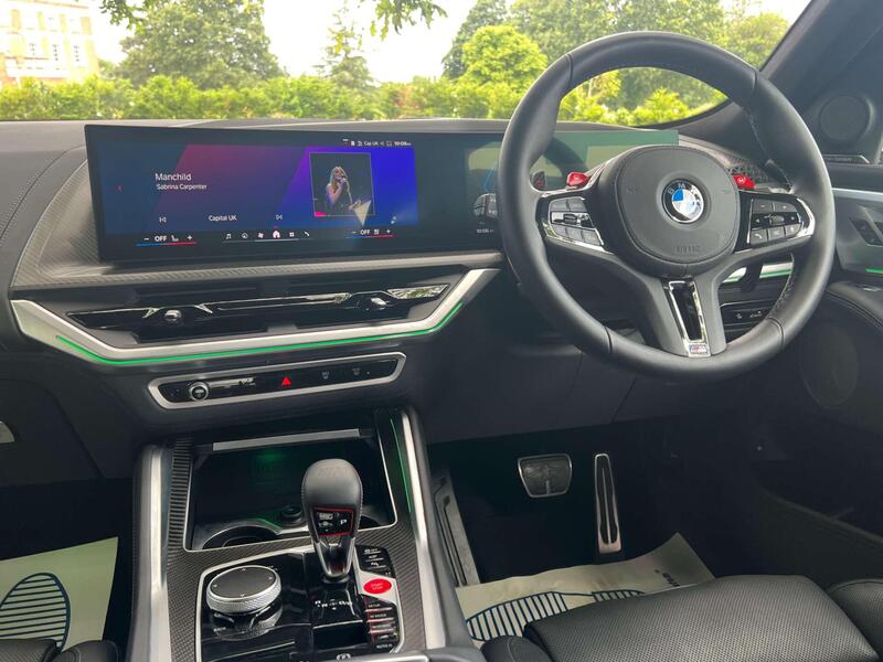 BMW XM view 4