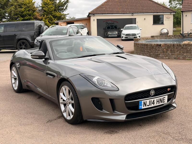 Jaguar F-Type view 4