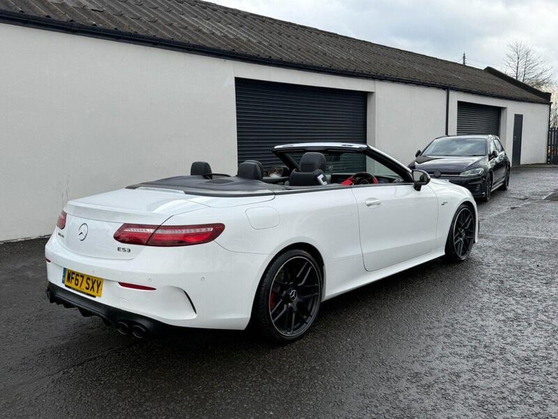 Mercedes-Benz E Class view 4