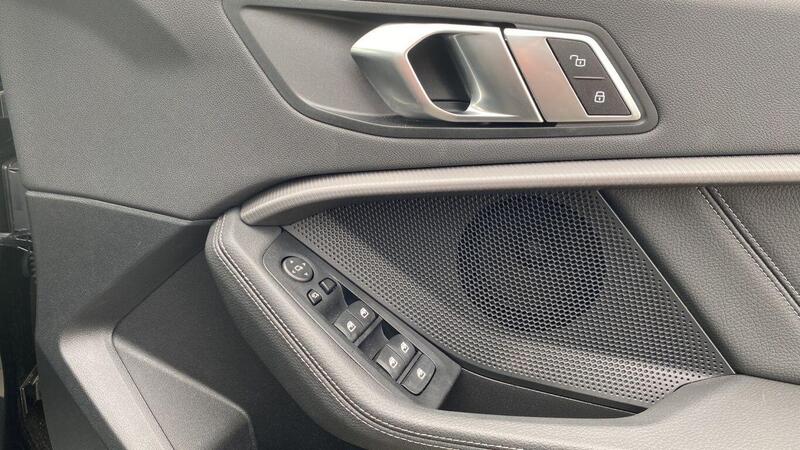 Used BMW 1 Series 2.0 120d M Sport Auto Euro 6 (s/s) 5dr - Image 19