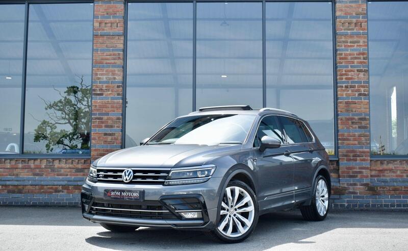 2019 Volkswagen Tiguan in Grey for sale
