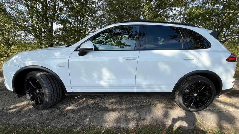 2015 Porsche Cayenne — photo 7