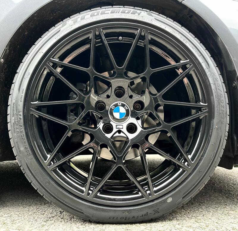 BMW 3 Series view 2