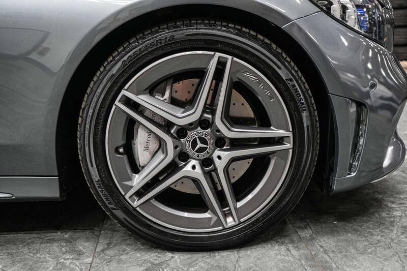 Mercedes-Benz C Class view 7