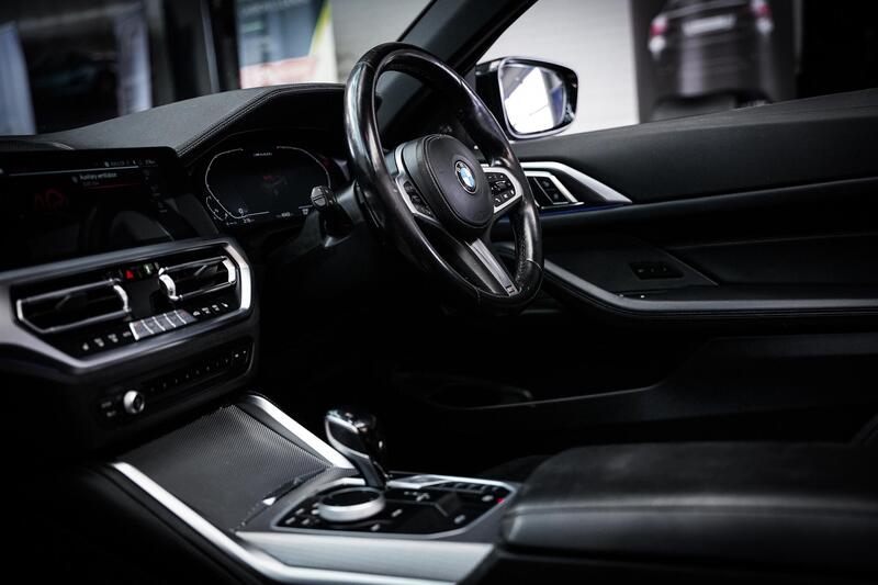 BMW 4 Series view 3