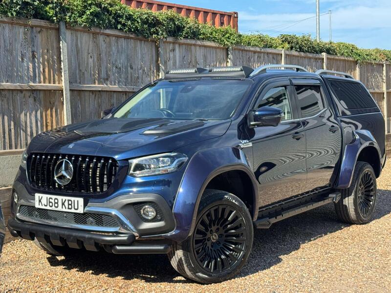 Mercedes-Benz X Class main image