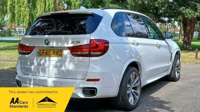 BMW X5 BMW X5 view 4