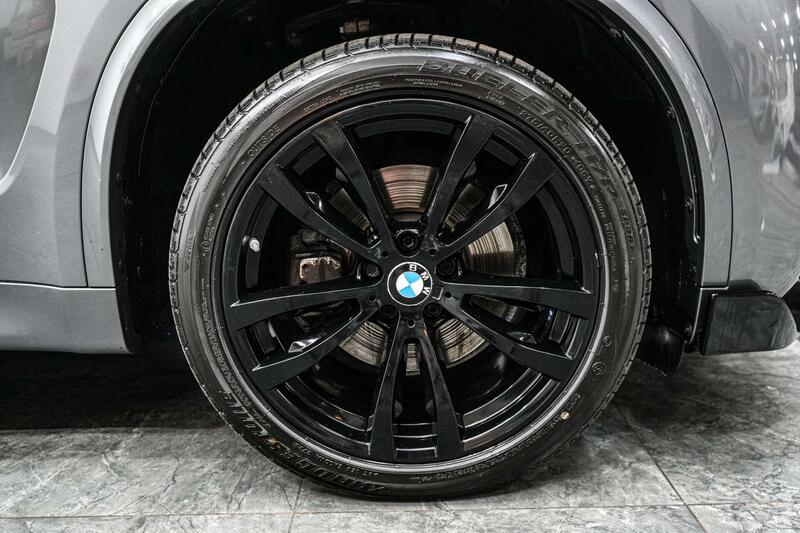 BMW X5 BMW X5 view 7