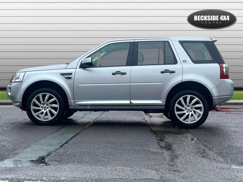 Land Rover Freelander 2 view 5