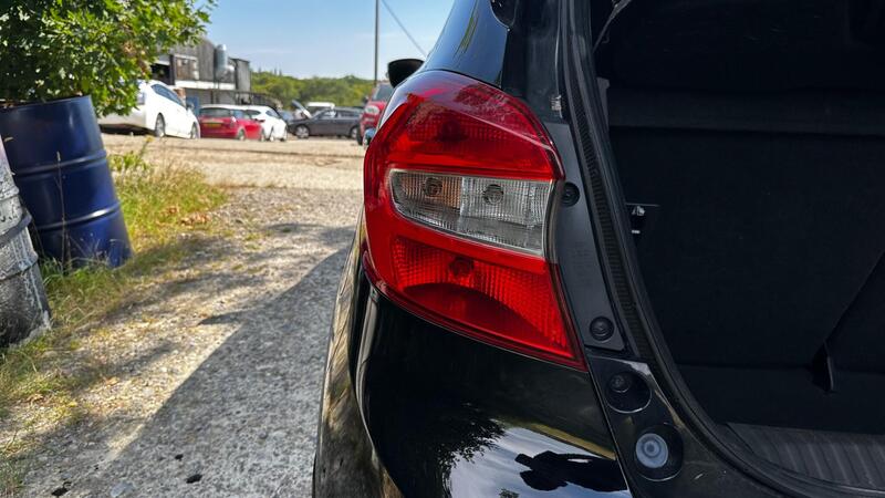 2017 Ford Ka+ — photo 37