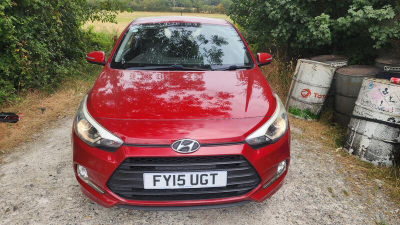 2015 Hyundai i20 — photo 3