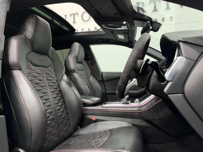 Audi Audi RSQ8 view 2