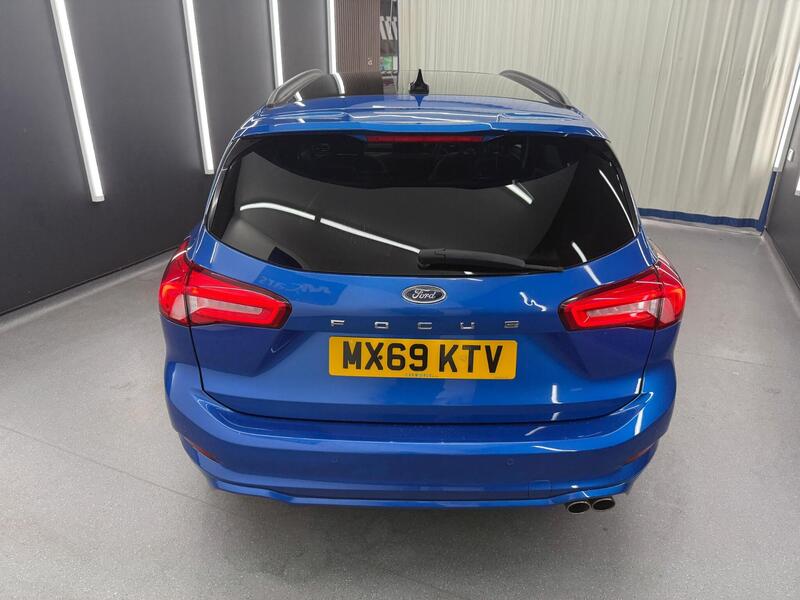 Ford Focus view 7