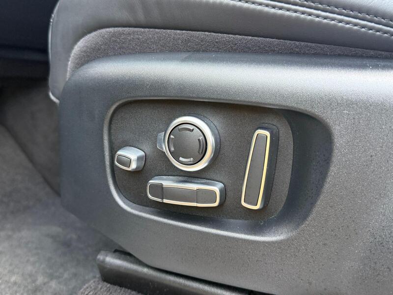 Land Rover Range Rover view 44