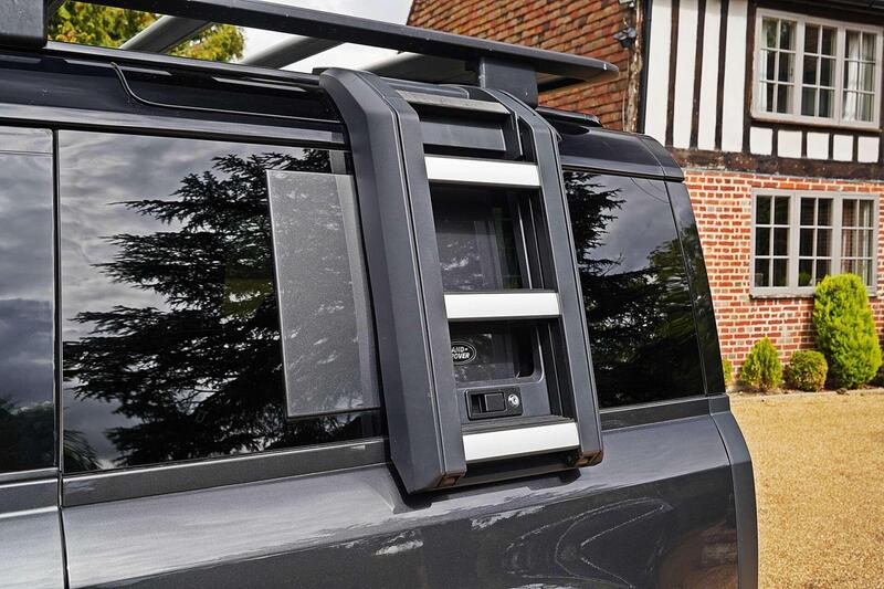 Land Rover Defender view 3