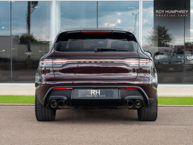 Porsche Macan view 5