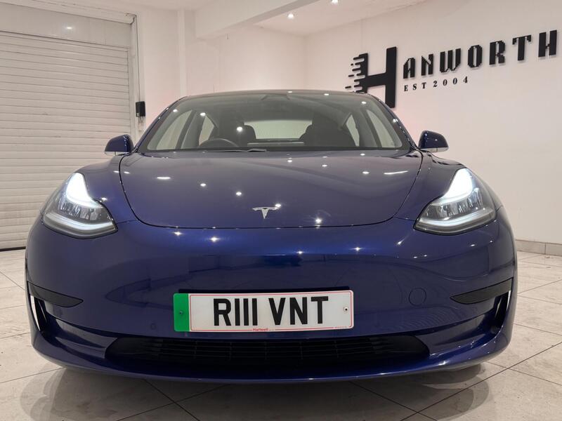 Tesla Model 3 view 5