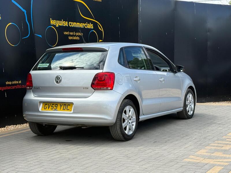 Volkswagen Polo view 5