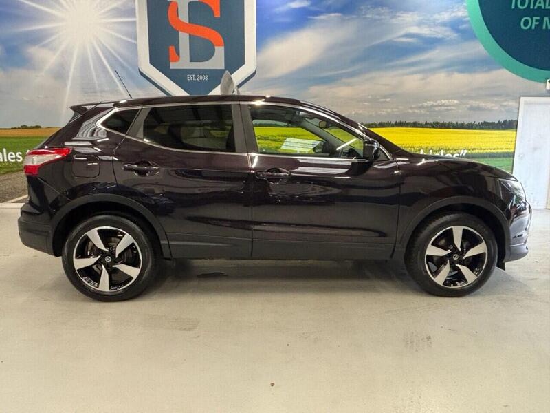 Nissan Qashqai view 4
