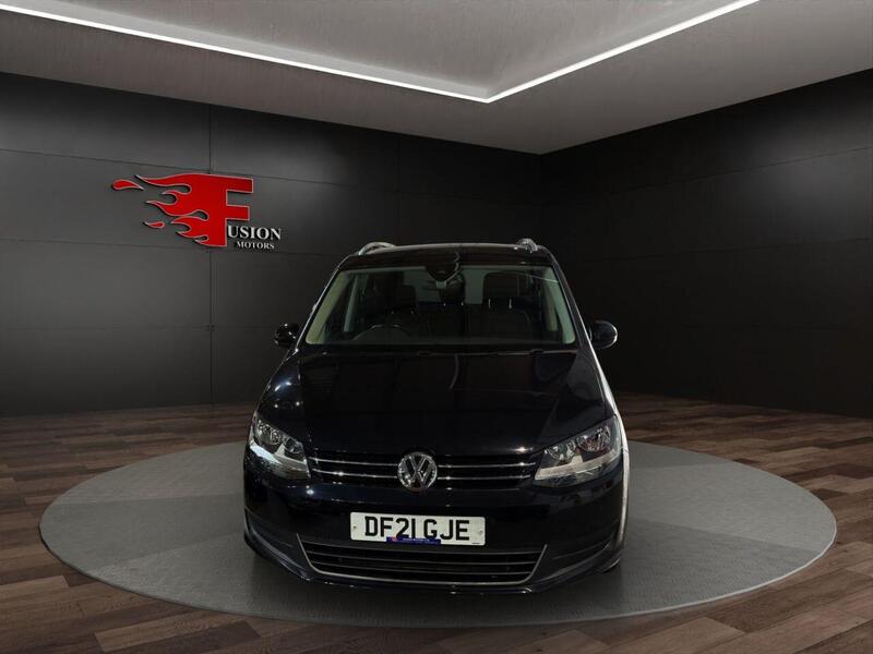Volkswagen Sharan view 2